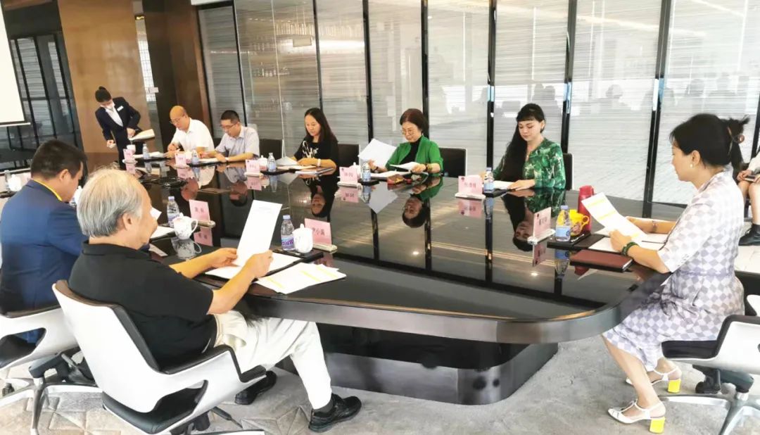深圳市侨商会第八届理事会换届筹备小组一次会议召开
